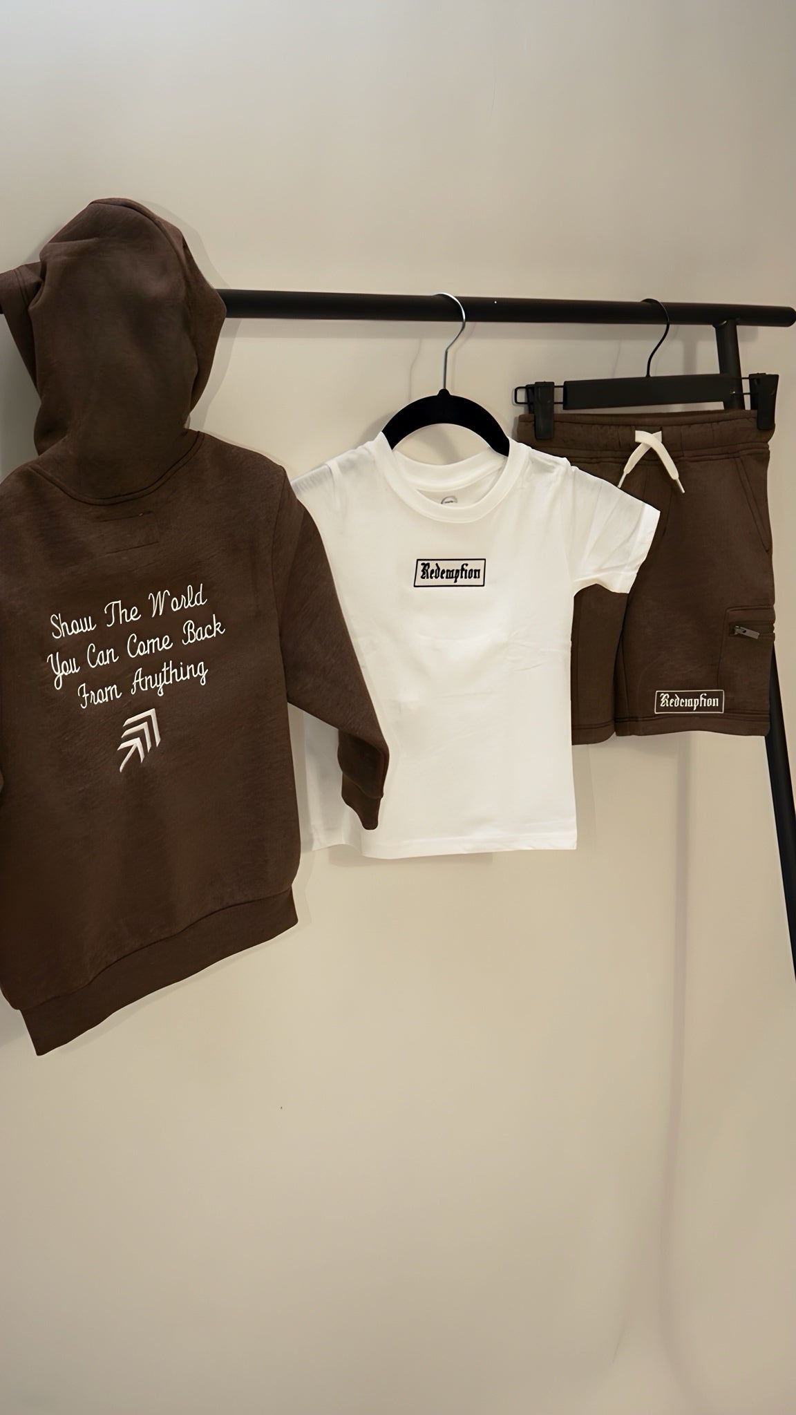 Youth Show the world hoodie