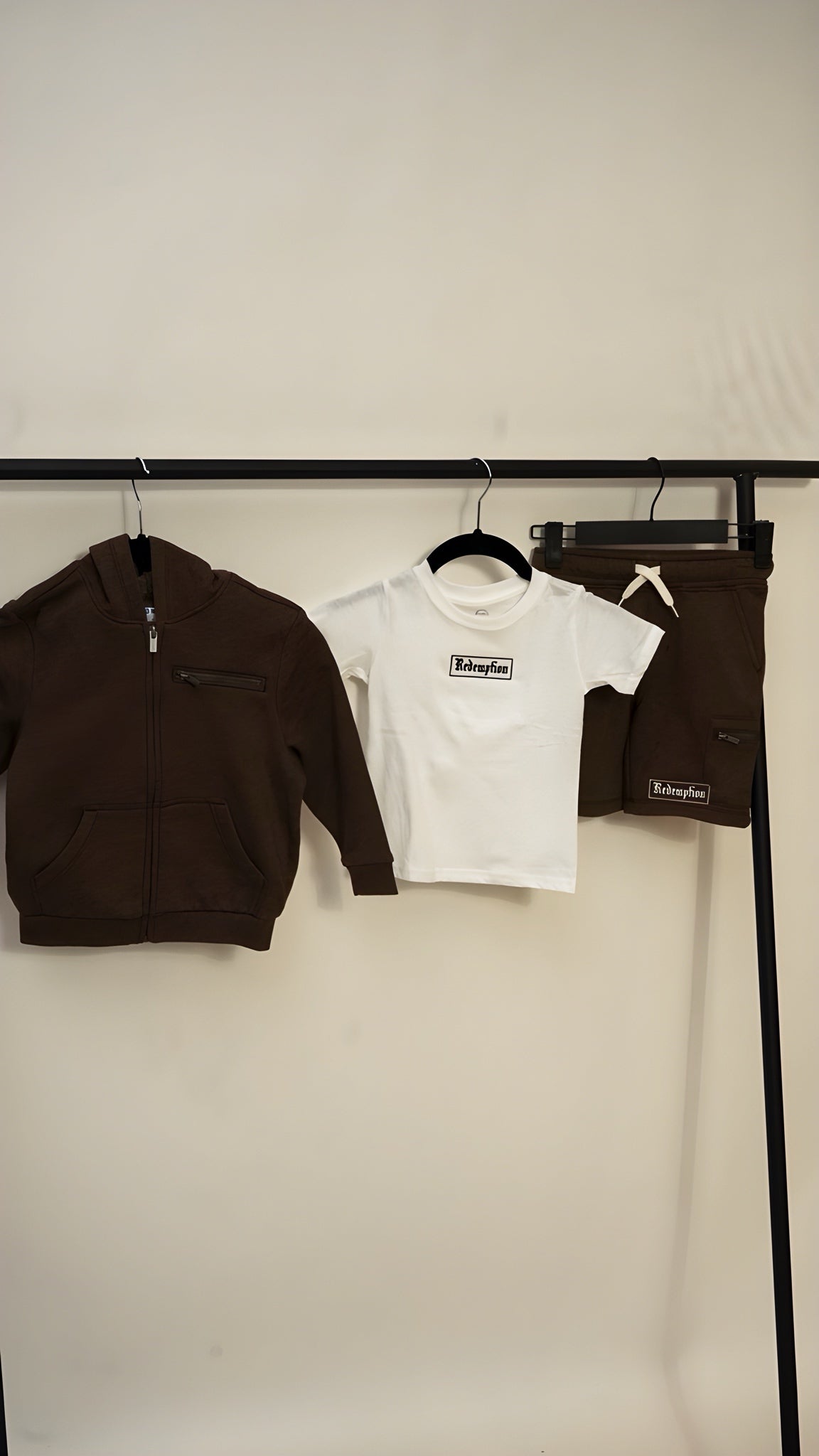 Youth Show the world hoodie